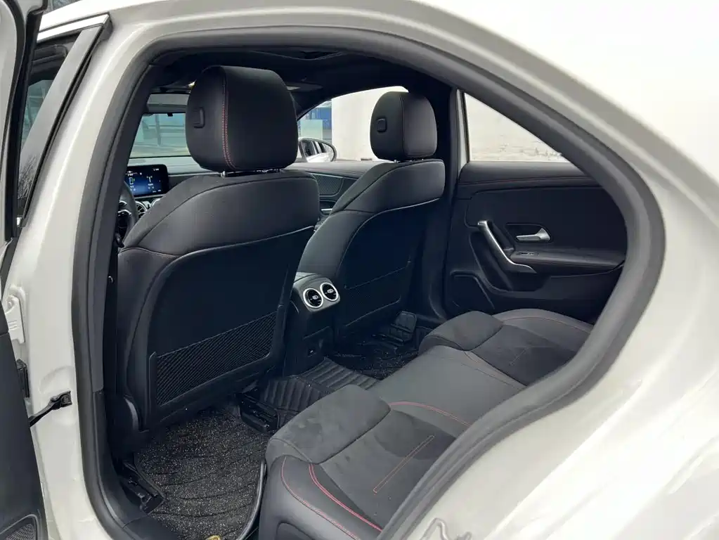 Mercedes-Benz A-Class 2025 A 200 L Fashion Model купить на сайте DeffCars