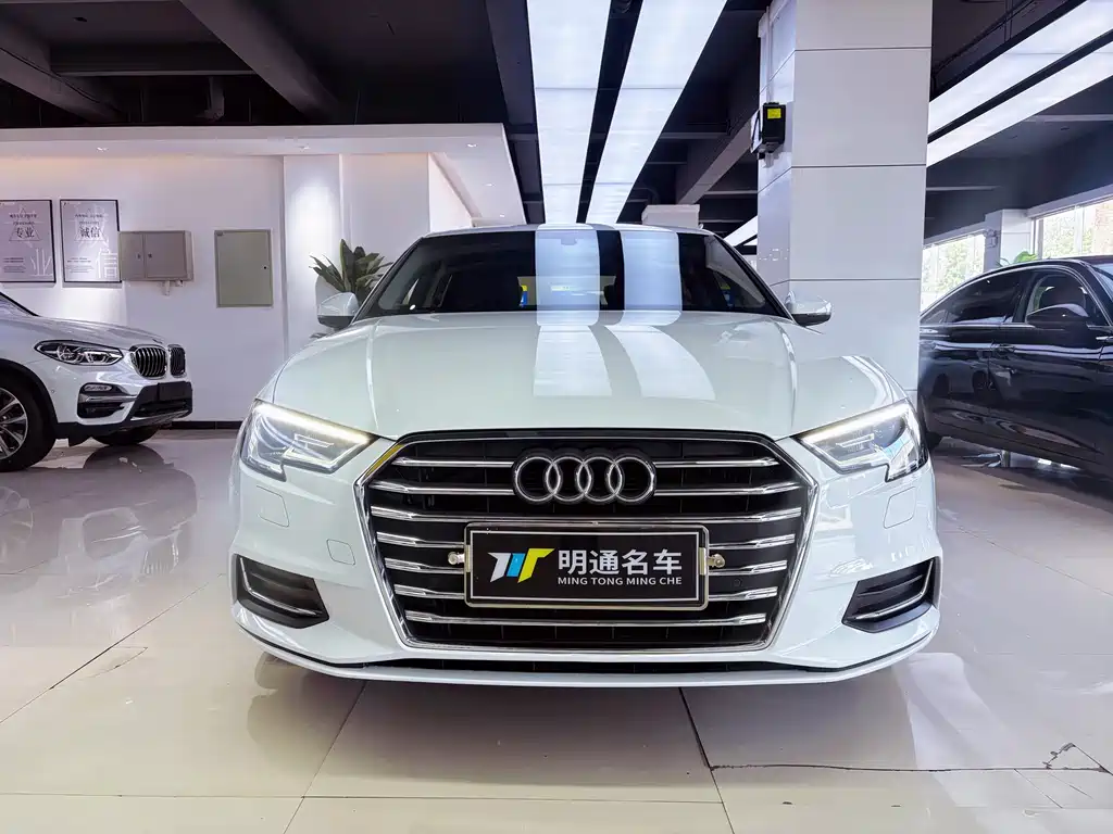 Audi A3 2019 Limousine 35 TFSI Enterprising National VI купить на сайте DeffCars