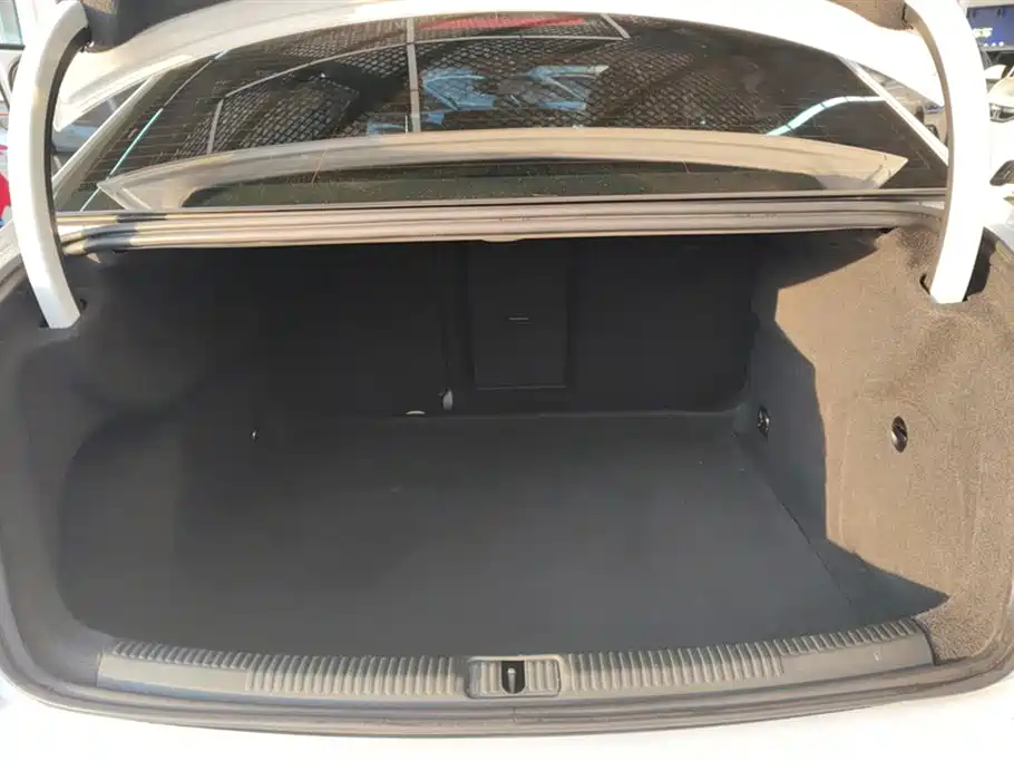 Audi A3 2019 Limousine 35 TFSI Fashion Type National VI купить на сайте DeffCars