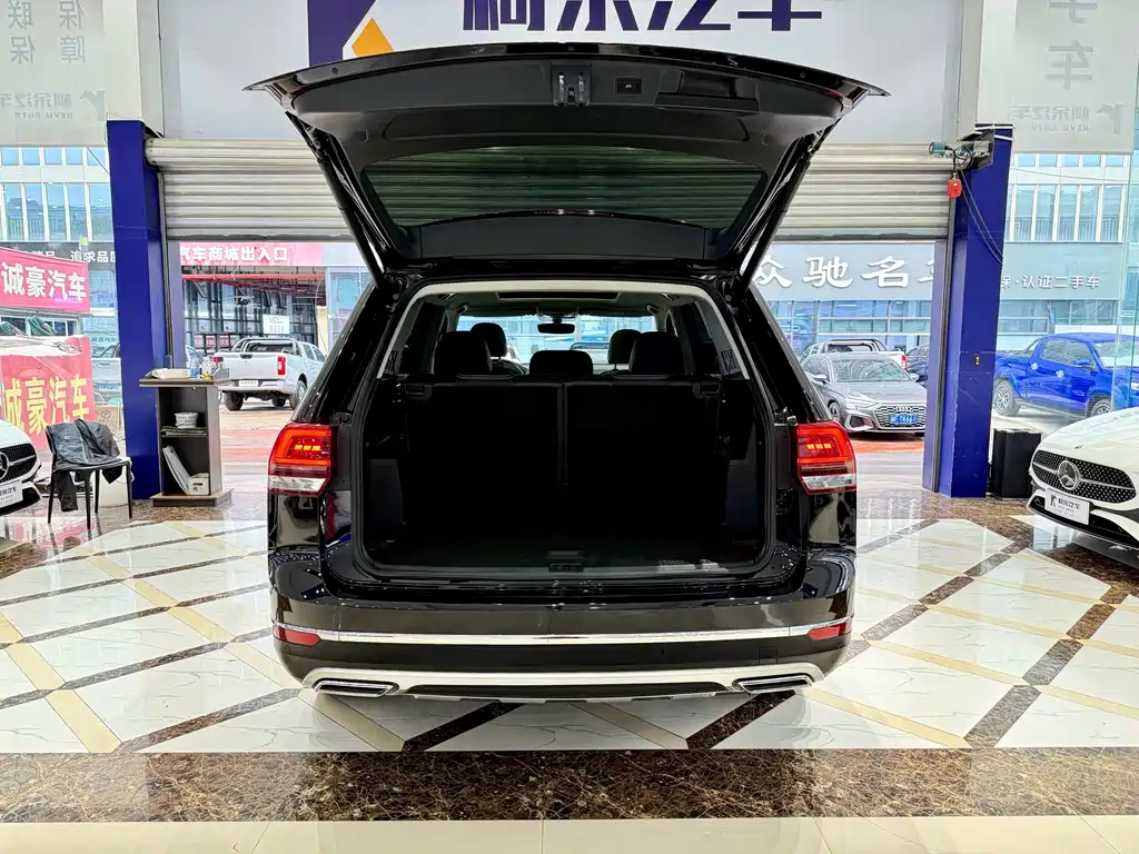 Touron 2020 facelift 380TSI four-wheel drive luxury version купить на сайте DeffCars