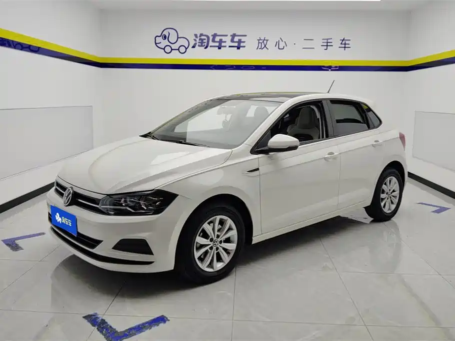 Polo 2021 Plus 1.5L Automatic Colorful Technology Edition купить на сайте DeffCars