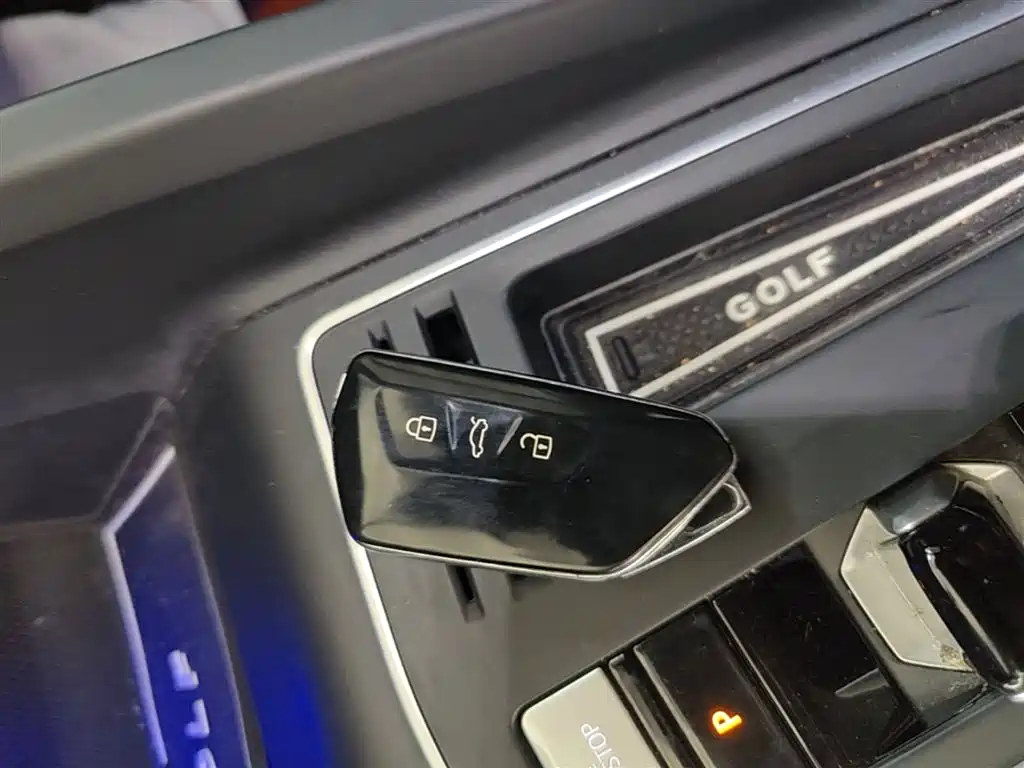 Golf 2021 280TSI DSG Pro First Edition купить на сайте DeffCars