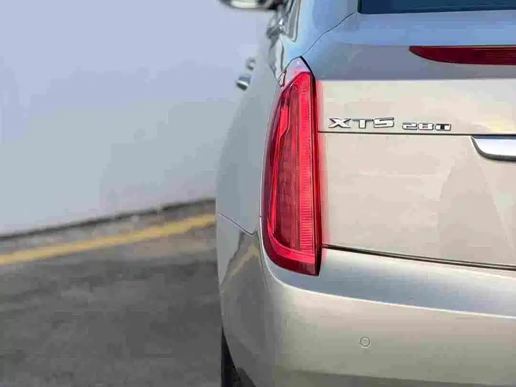 Cadillac XTS 2014 28T Comfort Model купить на сайте DeffCars