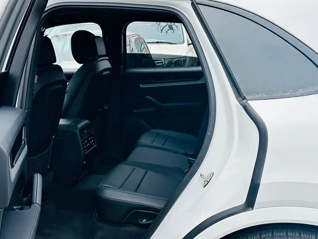 Cayenne 2024 Cayenne 3.0T купить на сайте DeffCars