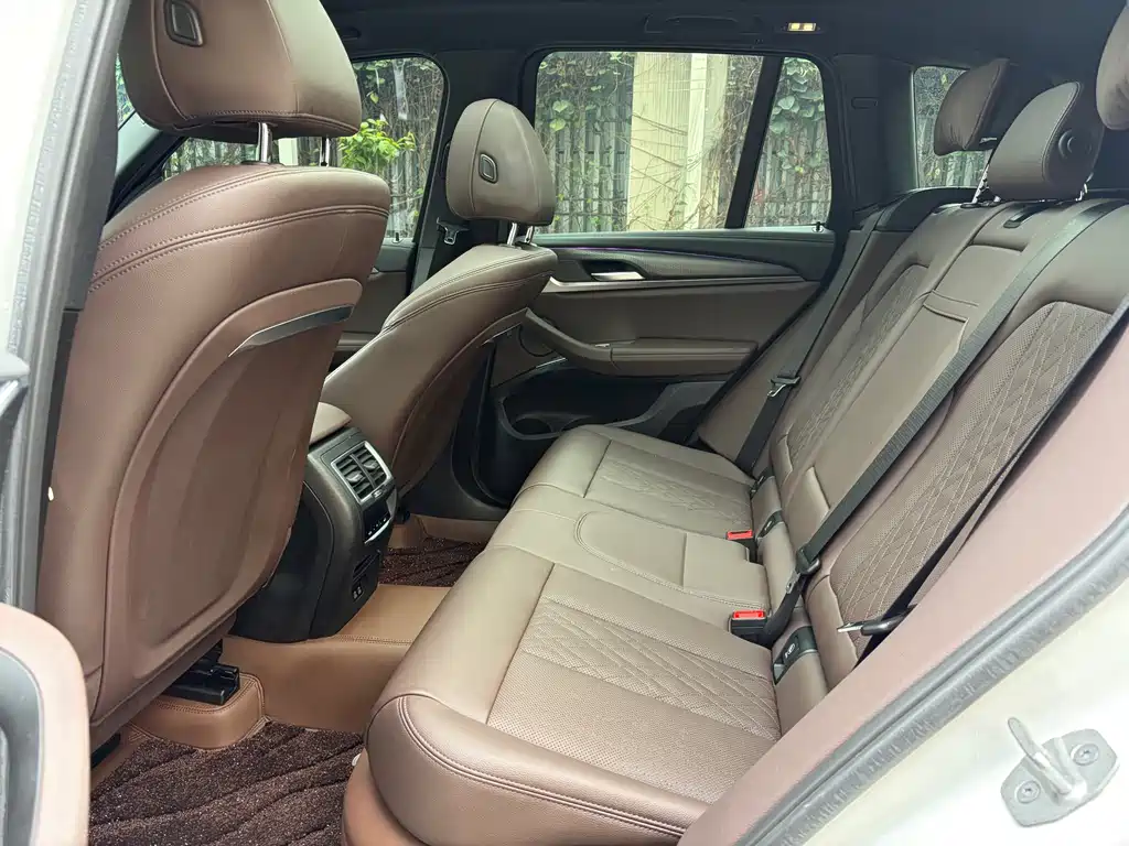 BMW X3 2023 xDrive30i Exclusive M Night Package купить на сайте DeffCars