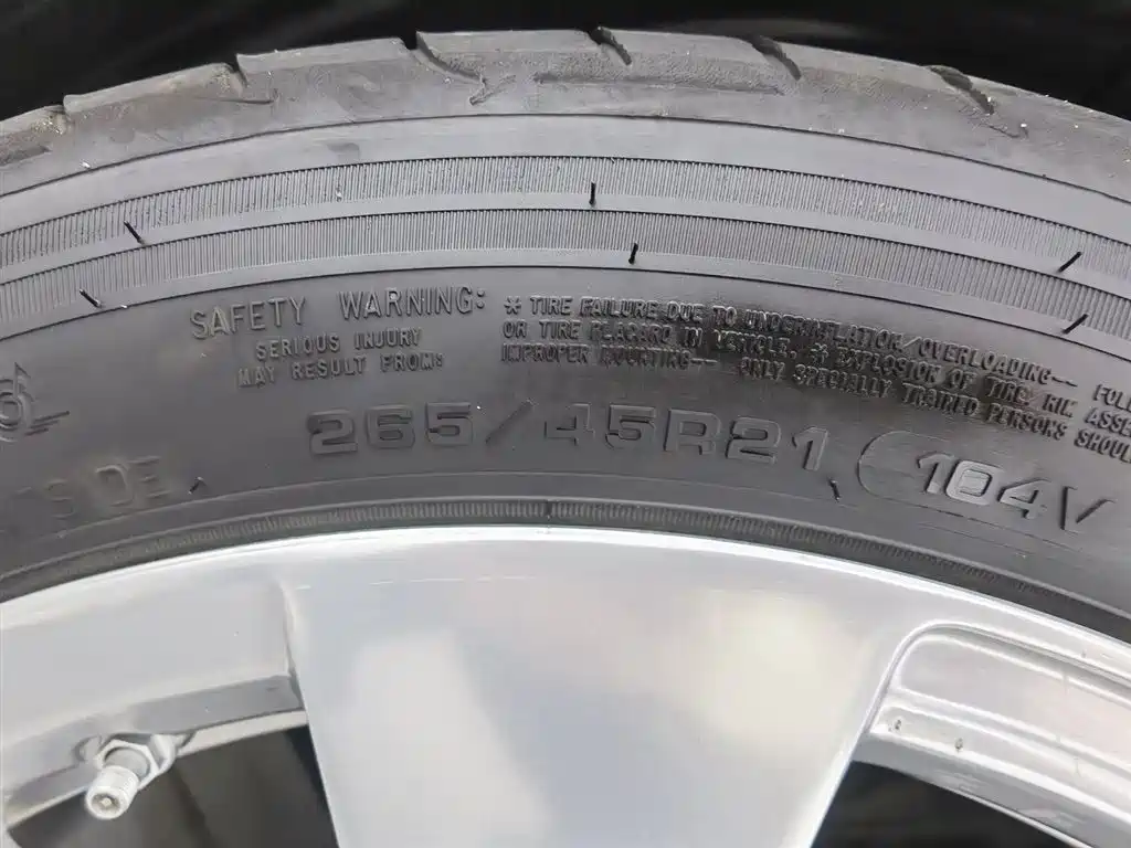 Touron 2025 Touron Pro 450TSI four-wheel drive peak version купить на сайте DeffCars