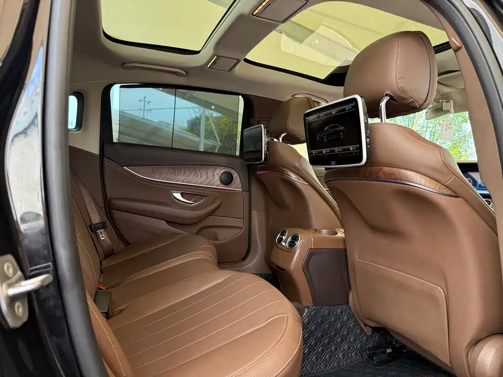 Mercedes-Benz E-Class 2017 E 300 L Luxury Model купить на сайте DeffCars