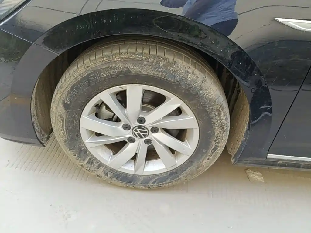 Passat Plug-in Hybrid 2025 430PHEV Hybrid Business Edition купить на сайте DeffCars