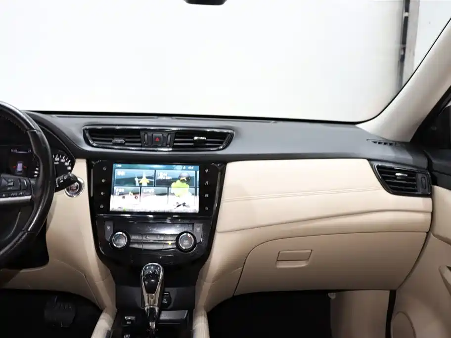 X-Trail 2019 2.0L CVT Intelligent Comfort Edition 2WD купить на сайте DeffCars