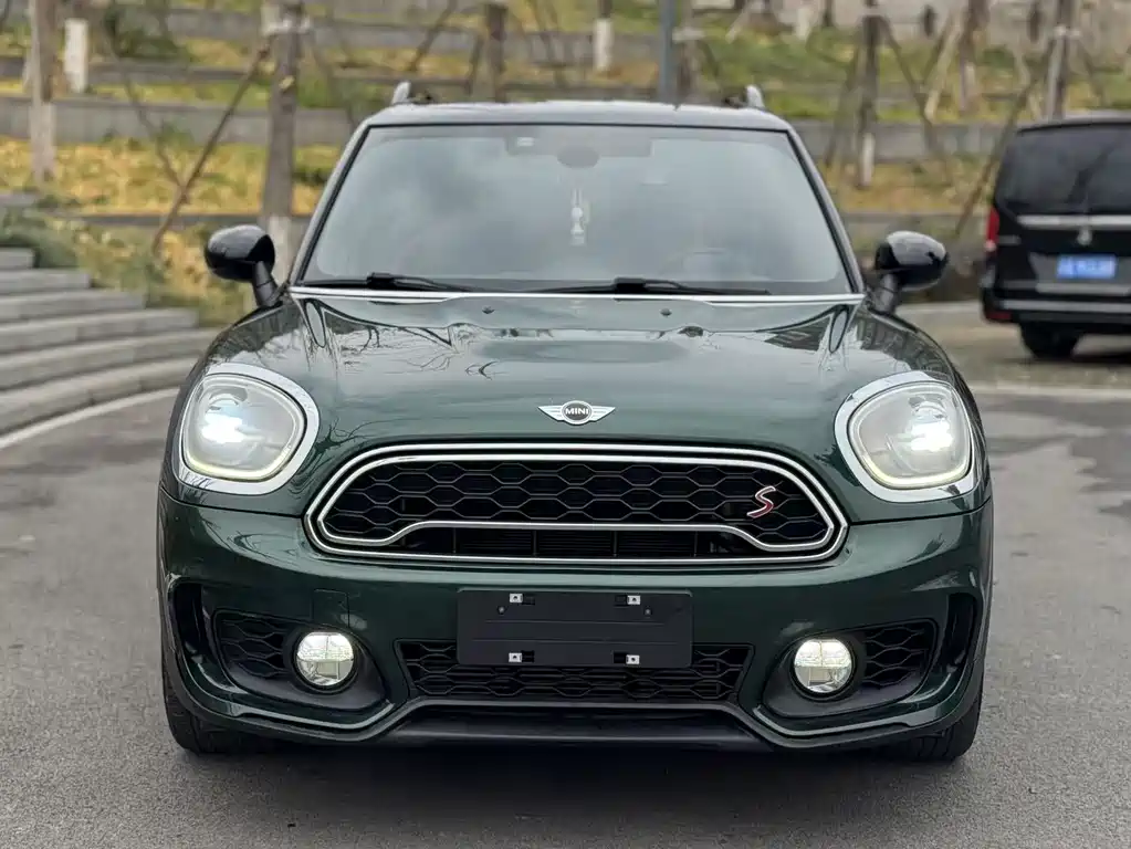 MINI COUNTRYMAN 2018 2.0T COOPER S ALL4 racing driver купить на сайте DeffCars