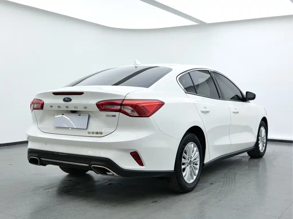 Focus 2021 Sedan EcoBoost 180 Automatic NeochaEDGE купить на сайте DeffCars