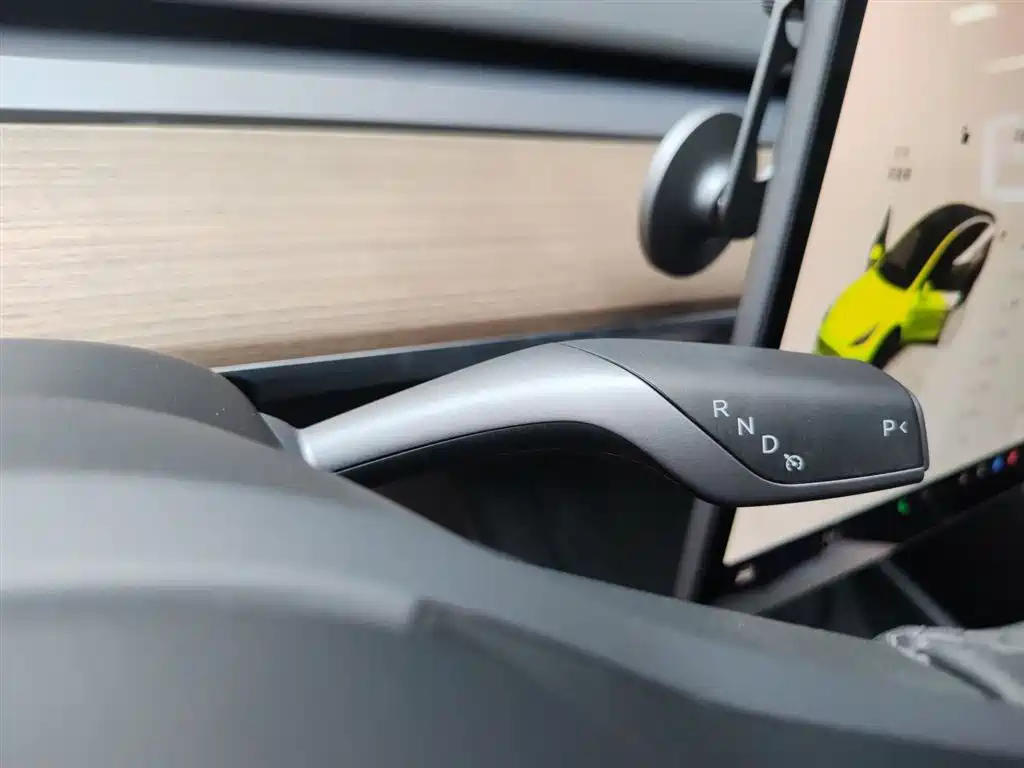 Model Y 2022 rear-wheel drive version купить на сайте DeffCars