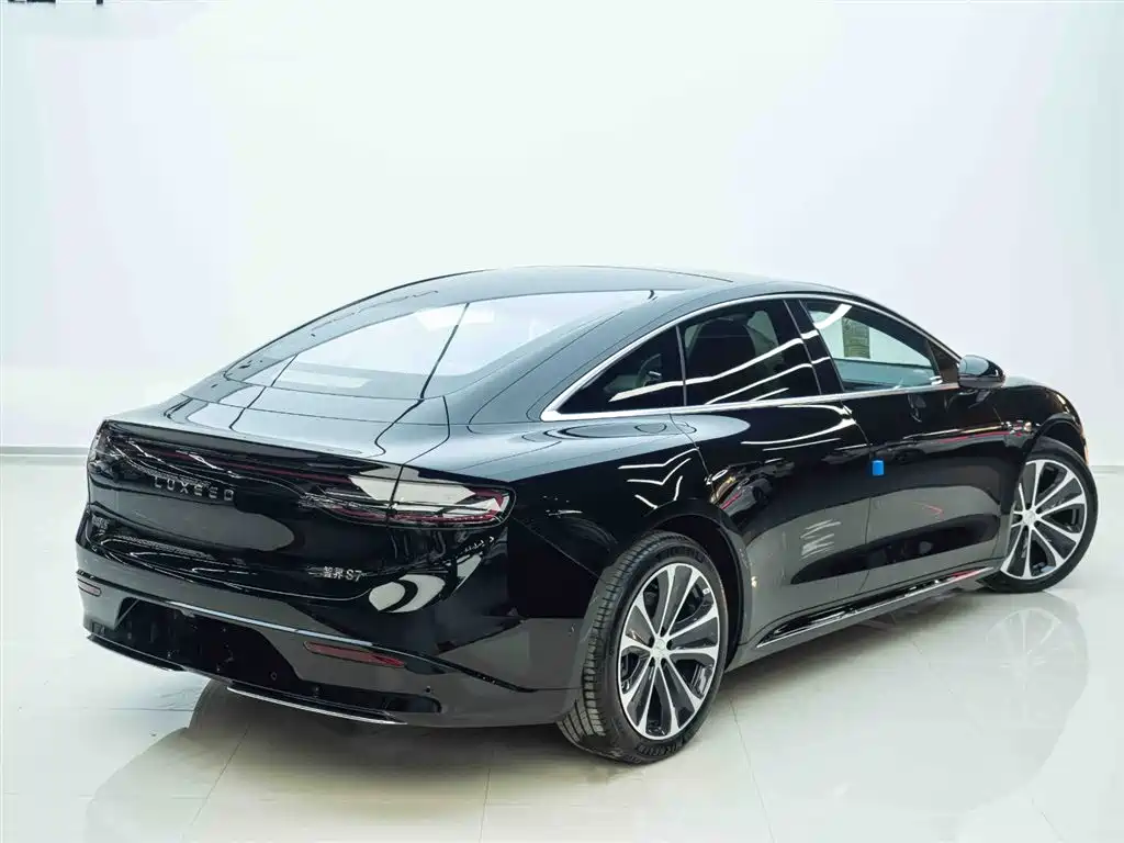 Zhijie S7 2024 Pro купить на сайте DeffCars