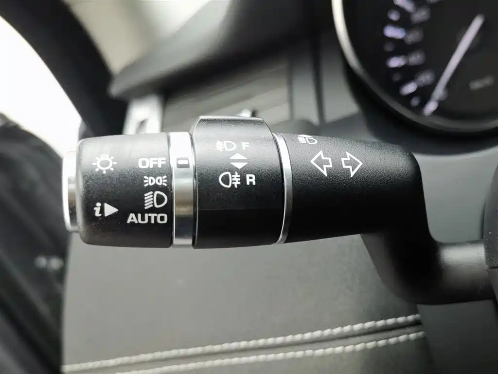 Range Rover Evoque imported 2013 2.0T 5-door dynamic version купить на сайте DeffCars