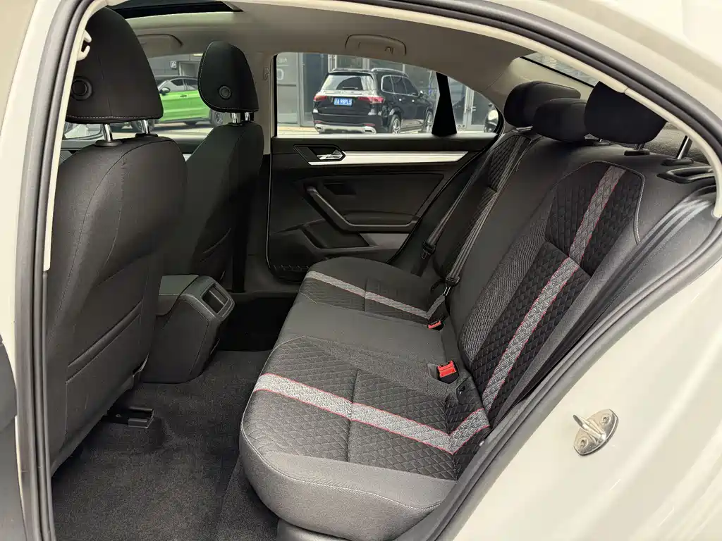 Lingdu 2021 230TSI DSG Fashion Edition купить на сайте DeffCars