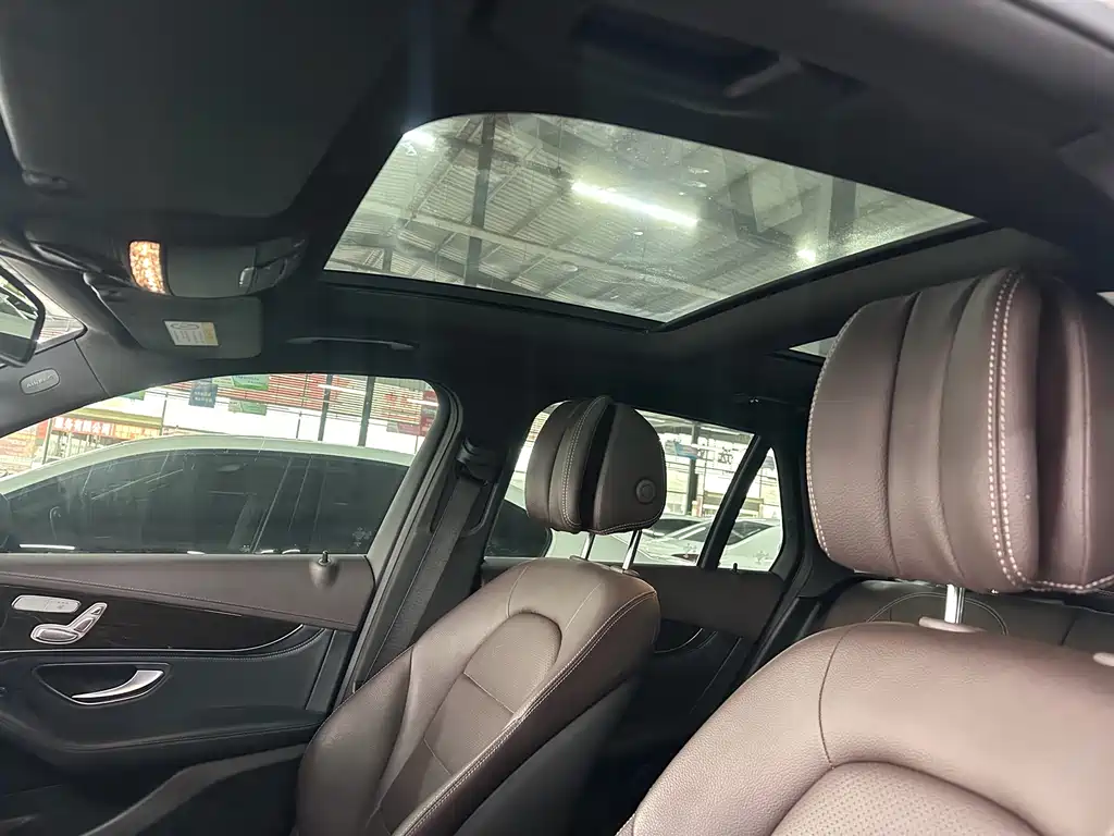 Mercedes-Benz GLC 2017 GLC 260 4MATIC luxury model купить на сайте DeffCars