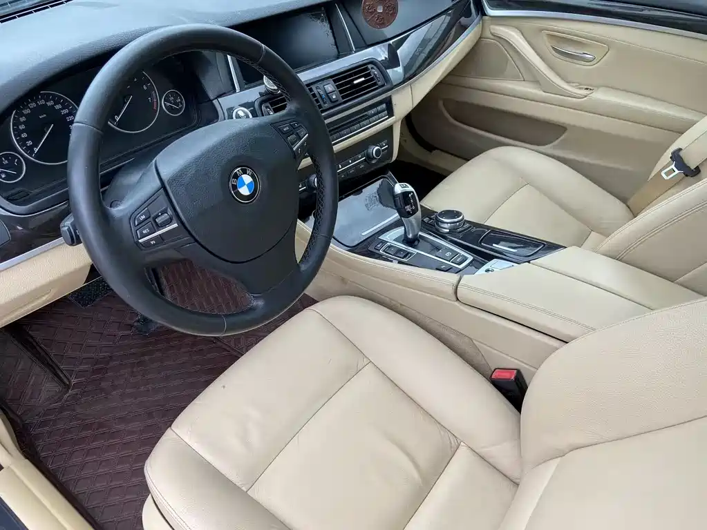 BMW 5 Series 2013 530Li Leading Model купить на сайте DeffCars