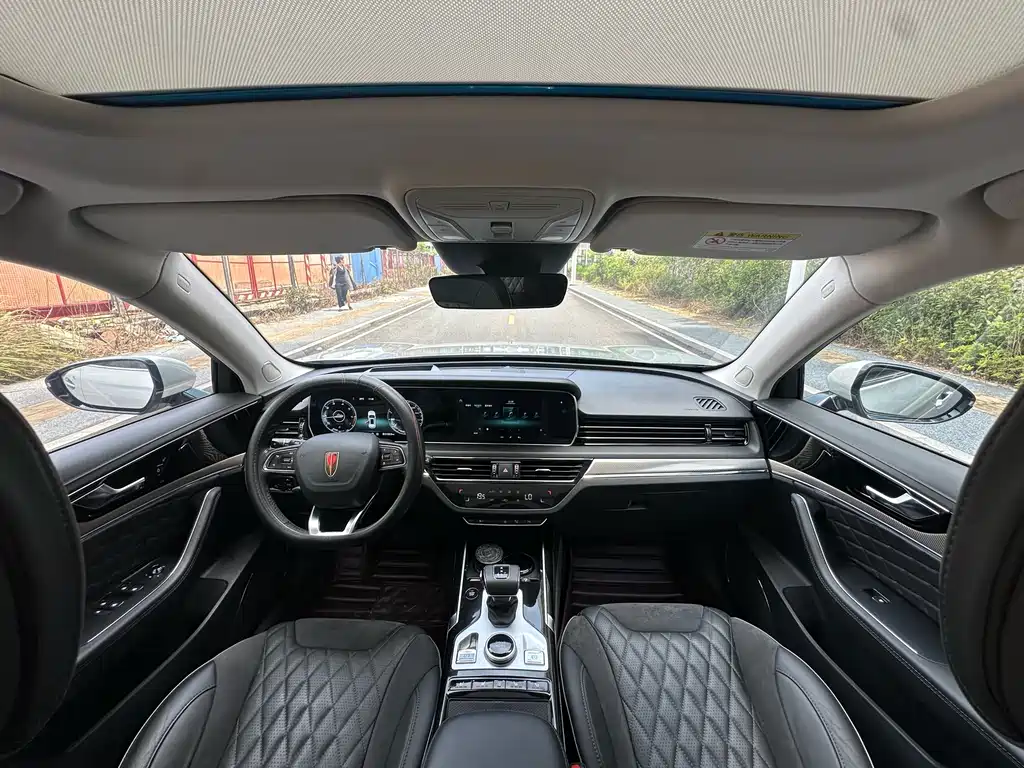 Hongqi HS5 2019 2.0T Zhilian Qixiang four-wheel drive version купить на сайте DeffCars
