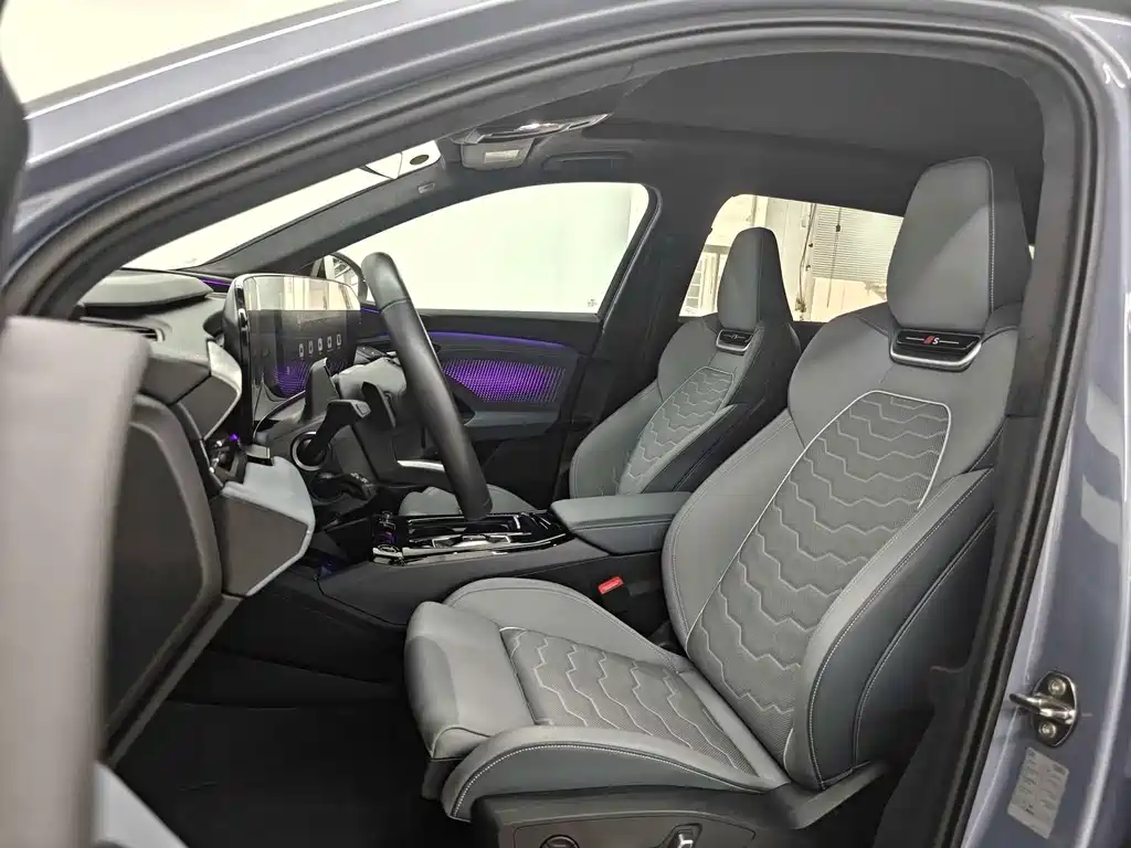 Audi Q6L e-tron 2026 first pilot version купить на сайте DeffCars