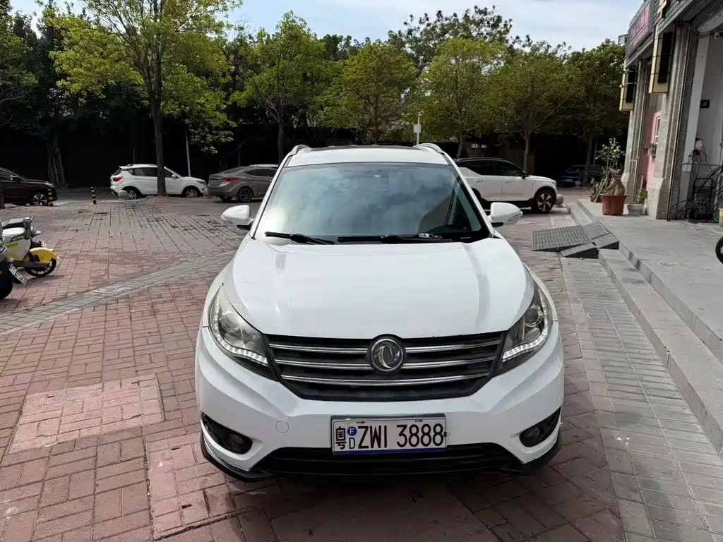 Fengguang 580 2017 1.5T manual luxury model купить на сайте DeffCars