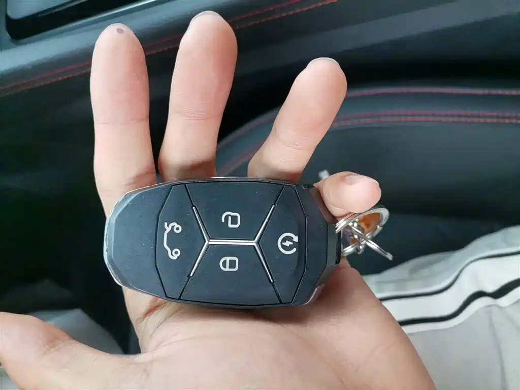 Lynk & Co 03 2019 2.0TD Automatic Pro Edition купить на сайте DeffCars