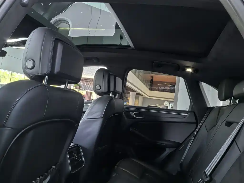 Macan 2023 Macan 2.0T купить на сайте DeffCars