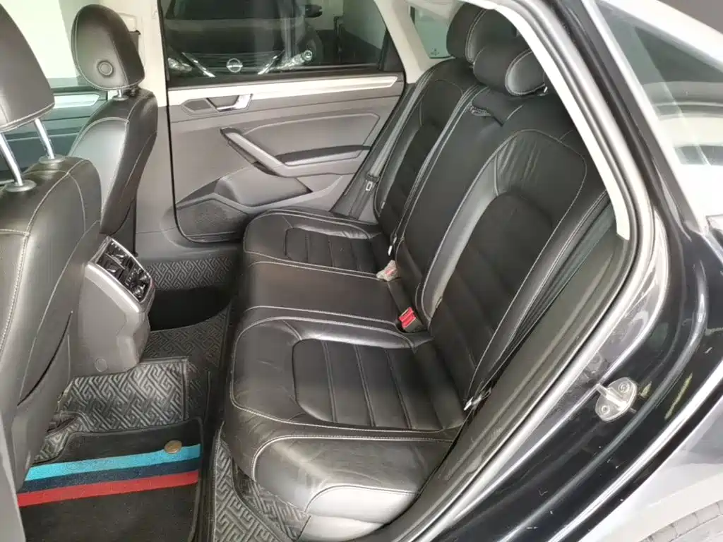 Passat 2017 330TSI DSG Premium Edition купить на сайте DeffCars