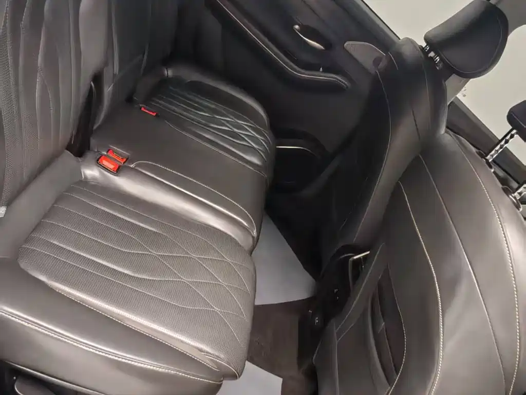 Jietu X90 PRO 2024 2.0T DCT Premium Edition 5 seats купить на сайте DeffCars