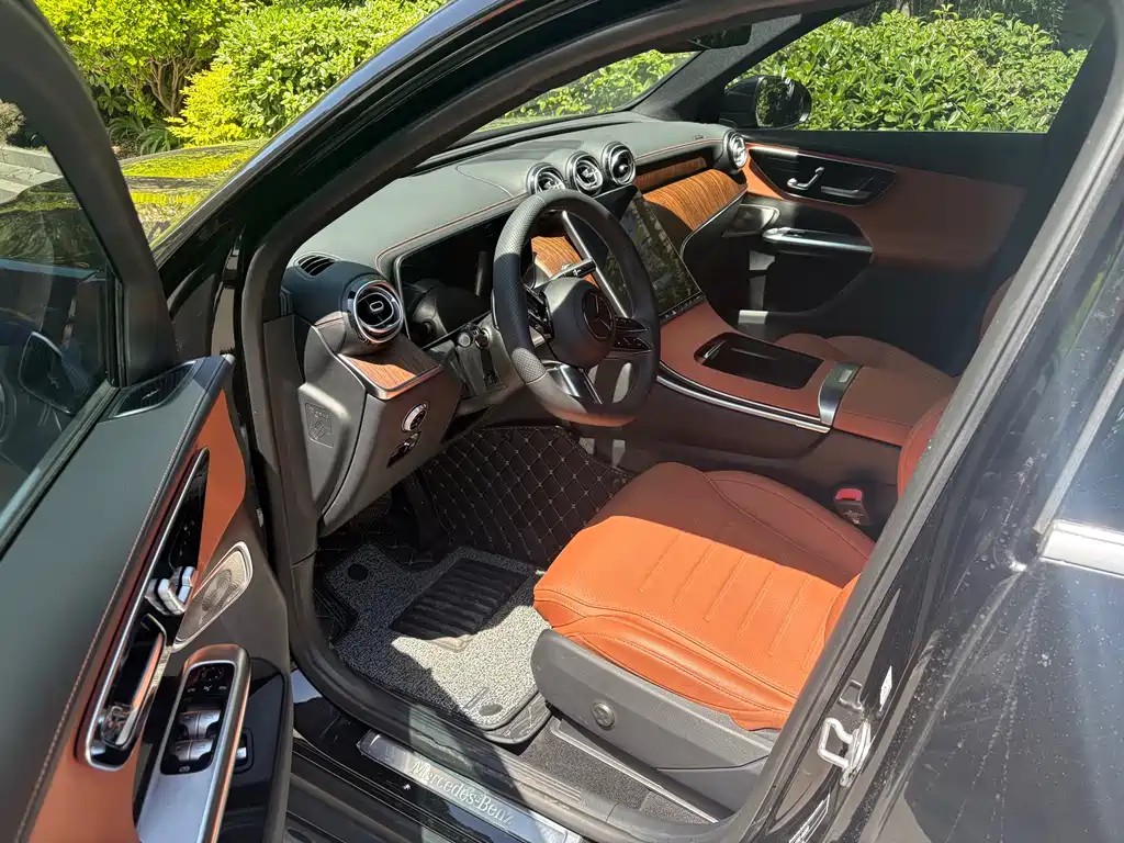 Mercedes-Benz GLC 2025 GLC 300 L 4MATIC Dynamic 5-seater купить на сайте DeffCars