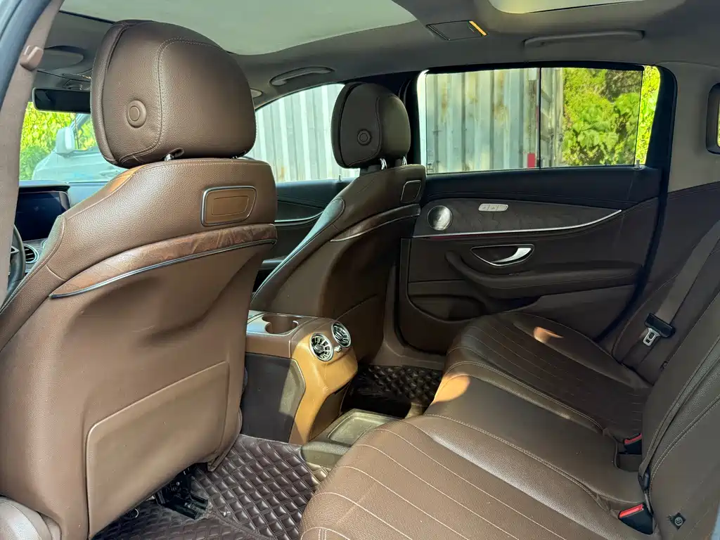 Mercedes-Benz E-Class 2017 E 300 L Luxury Model купить на сайте DeffCars