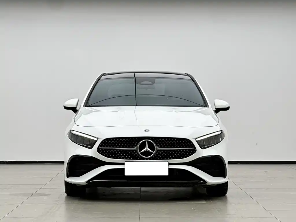 Mercedes-Benz A-Class 2024 A 200 L Fashion купить на сайте DeffCars
