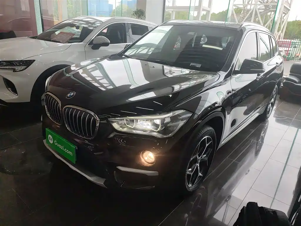 BMW X1 2019 xDrive20Li Exclusive Model купить на сайте DeffCars
