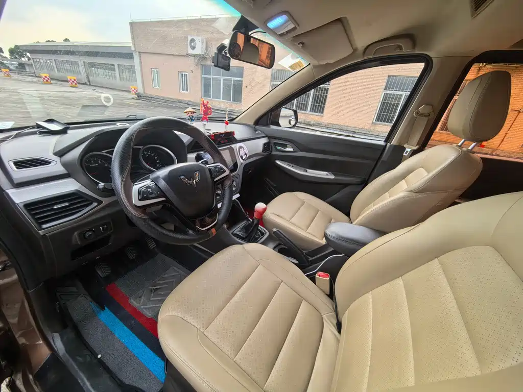 Wuling Hongguang 2018 1.5L S Comfort L2B купить на сайте DeffCars