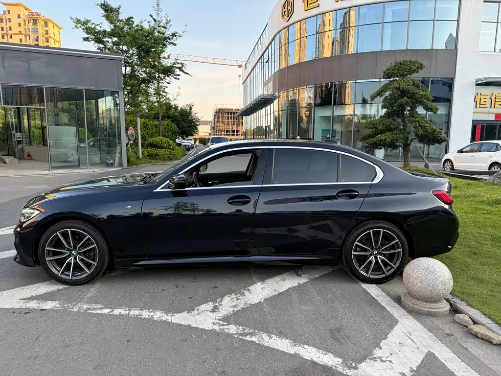 BMW 3 Series 2020 320Li M Sports Package купить на сайте DeffCars