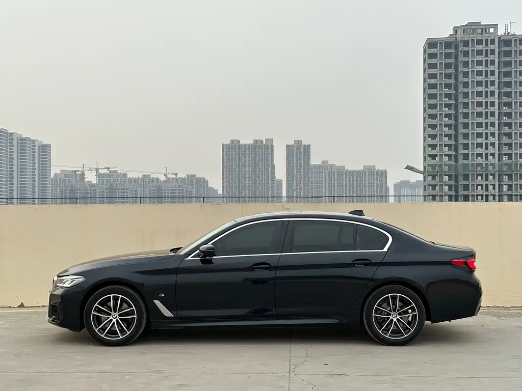 BMW 5 Series 2022 facelift 525Li M Sports Package купить на сайте DeffCars