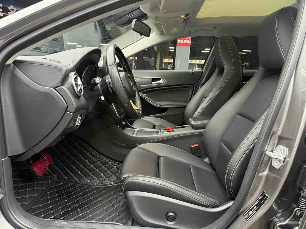 Mercedes-Benz GLA 2016 GLA 200 Dynamic купить на сайте DeffCars