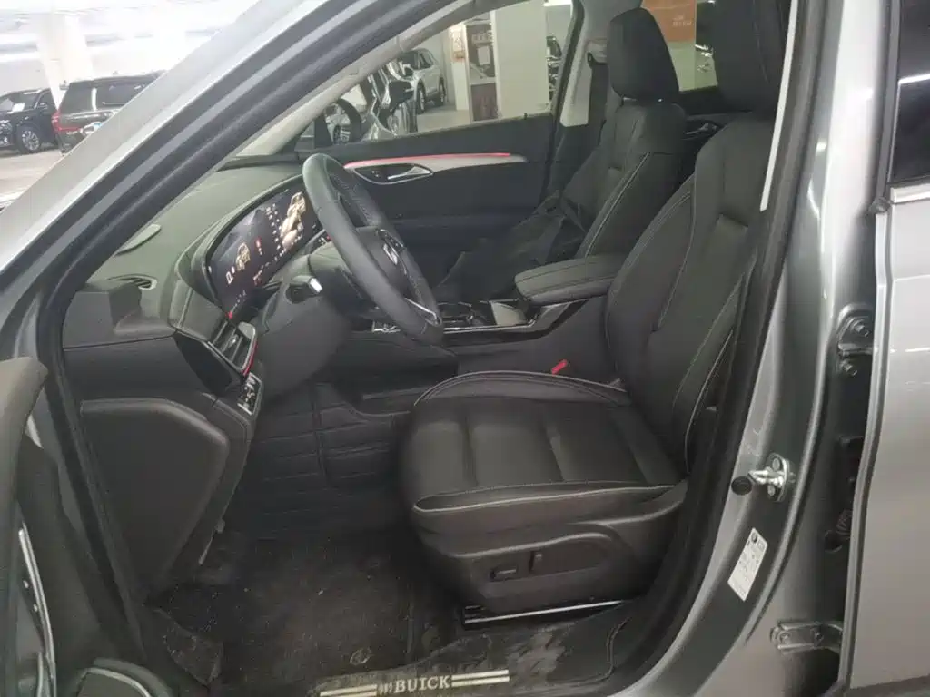 Envision Plus 2025 Envision Plus 28T two-wheel drive platinum version купить на сайте DeffCars