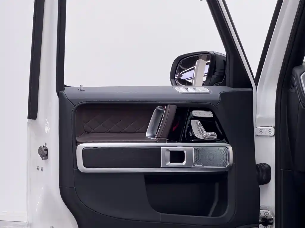 Mercedes G-Class 2022 G500 купить на сайте DeffCars
