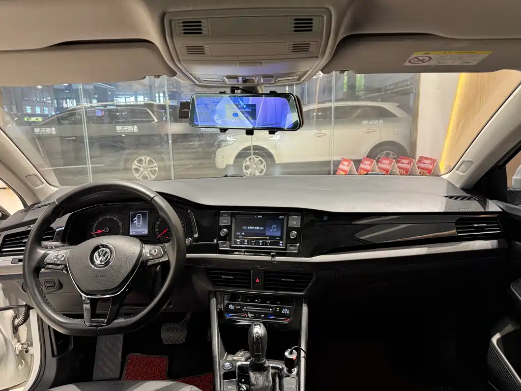 Bora 2020 280TSI DSG Elite купить на сайте DeffCars