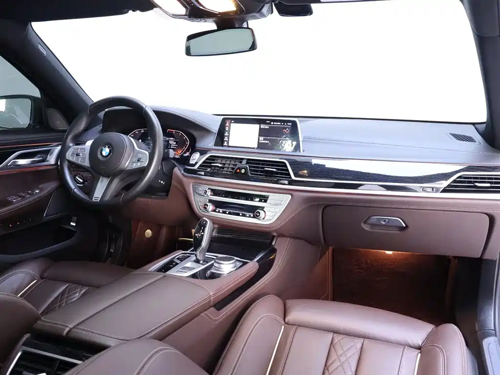 BMW 7 Series 2019 730Li M Sports Package купить на сайте DeffCars