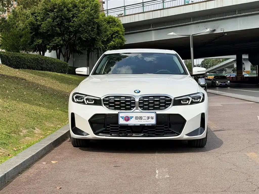BMW 3 Series 2025 325Li M Sports Package купить на сайте DeffCars