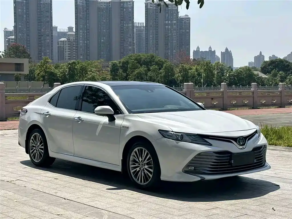 Camry 2018 Dual Engine 2.5HQ Ultimate Edition купить на сайте DeffCars