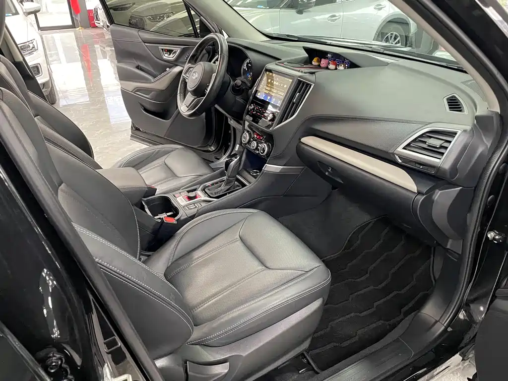 Forester 2022 2.0i AWD Deluxe Edition EyeSight купить на сайте DeffCars