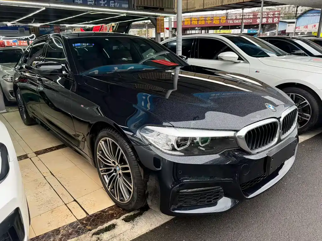 BMW 5 Series 2018 facelift 530Li leading model luxury package купить на сайте DeffCars