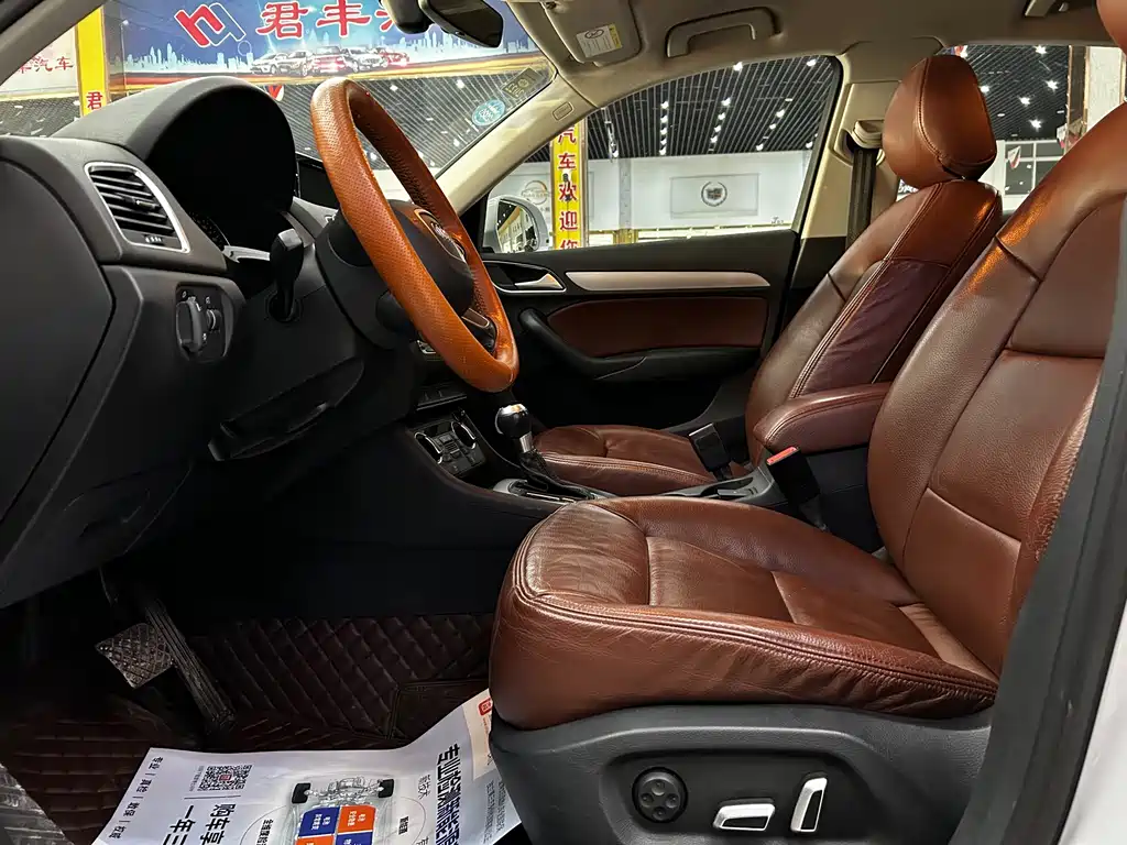 Audi Q3 2018 30th Anniversary Model 30 TFSI Standard Model купить на сайте DeffCars