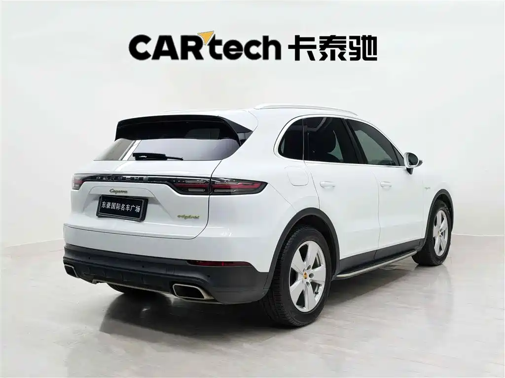 Cayenne New Energy 2019 Cayenne E-Hybrid 2.0T купить на сайте DeffCars