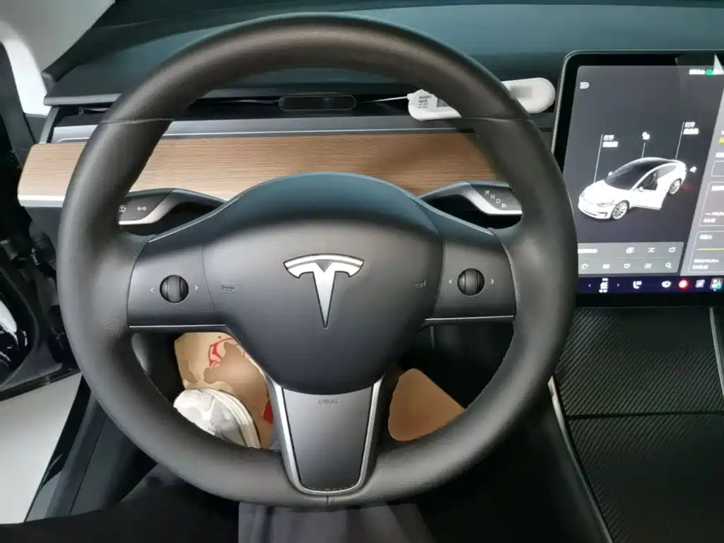 Model 3 2020 long-range rear-wheel drive version купить на сайте DeffCars