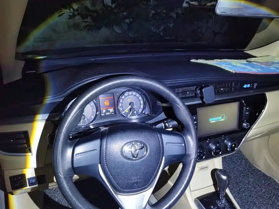 Corolla 2014 1.6L CVT GL-i купить на сайте DeffCars