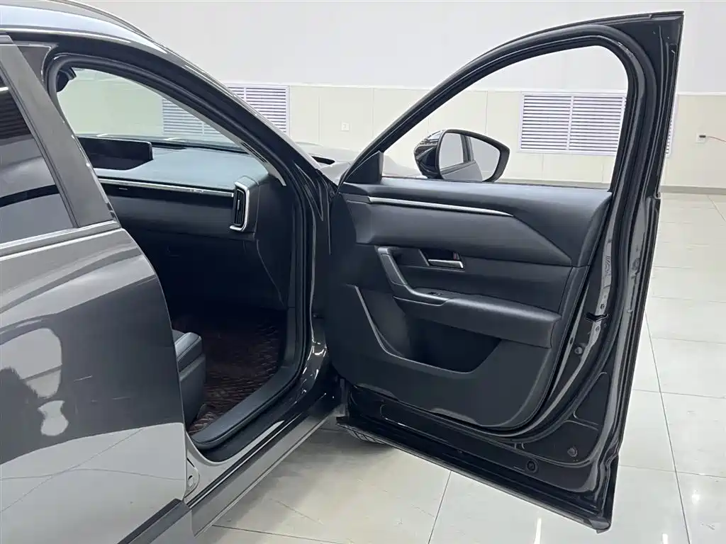 Mazda CX-50 2023 2.0L Leading Edition купить на сайте DeffCars