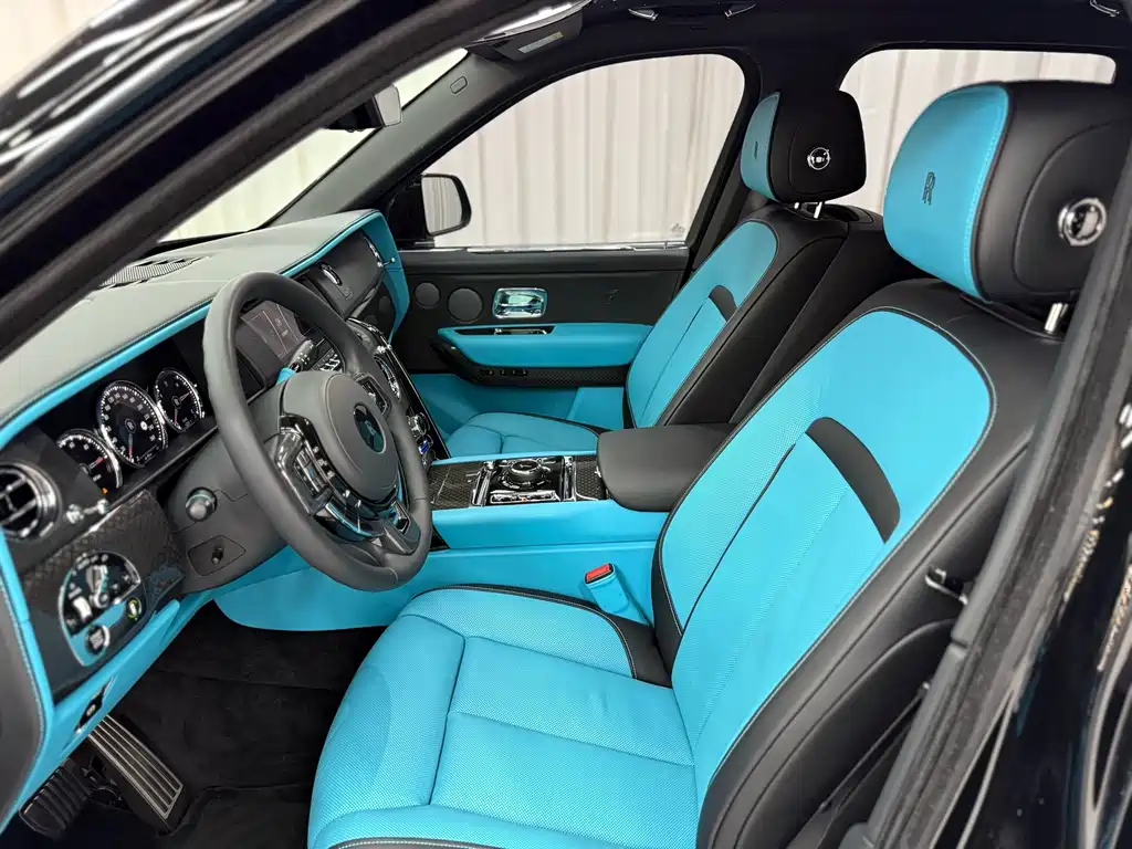 Cullinan 2020 Black Badge купить на сайте DeffCars